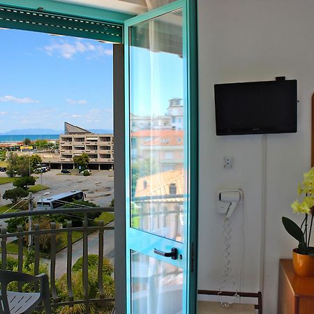 Hotel Puccinelli Lido di Camaiore Exteriör bild
